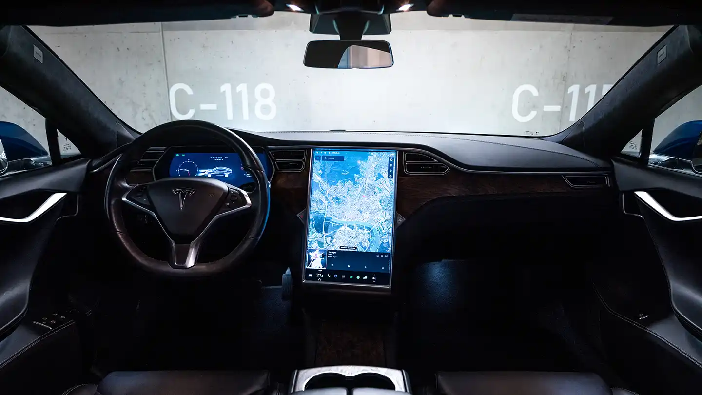 Tesla Model S 100D volant