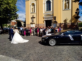 Tesla Model S - auto na svadbu